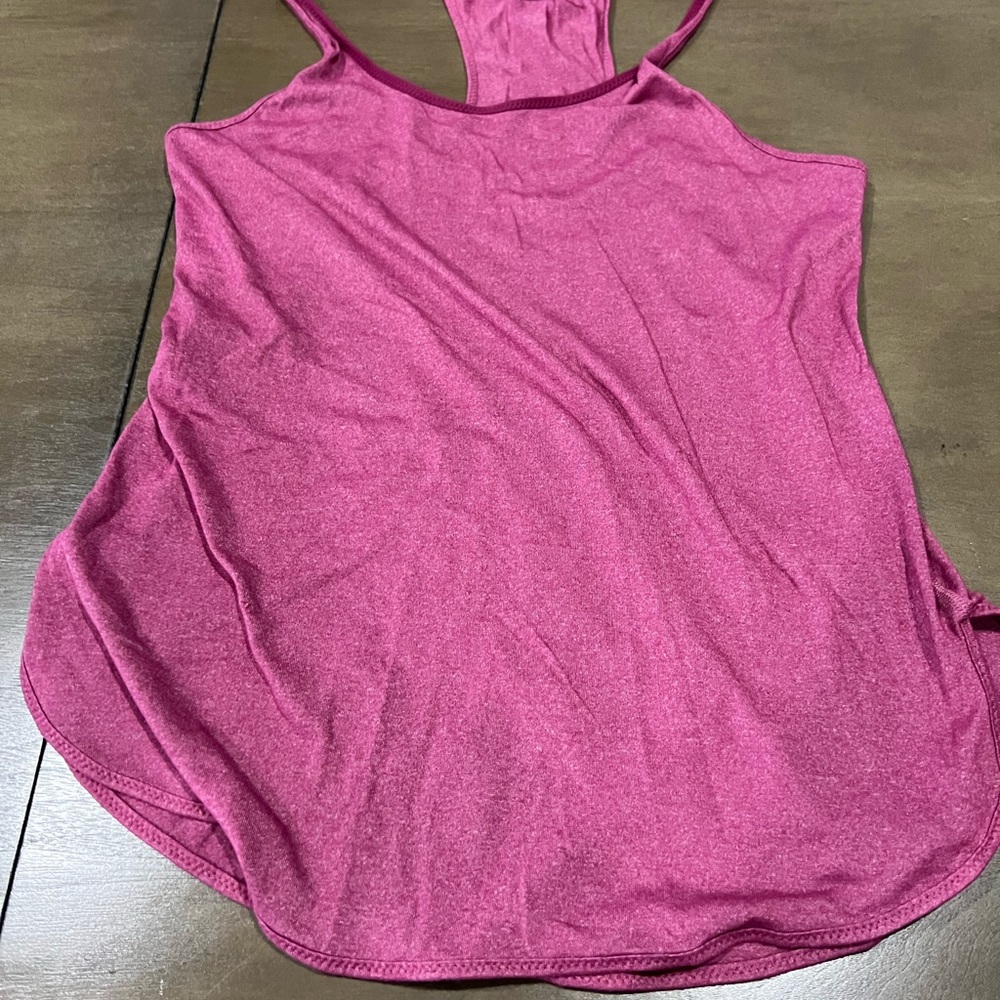 Lululemon Tanktop - Picture 3 of 3